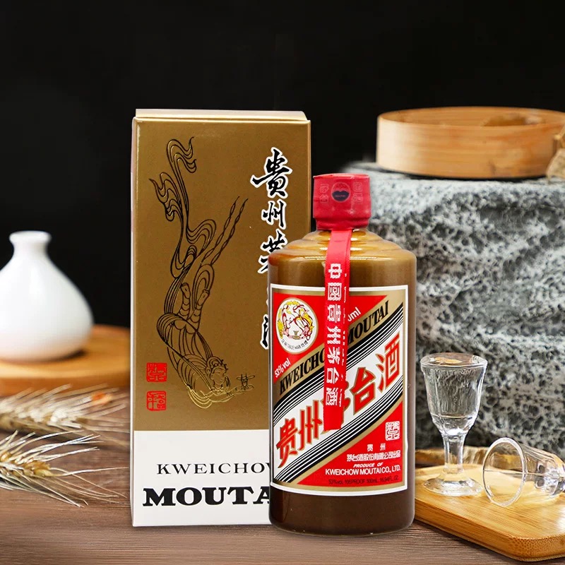 精仿名酒一手厂家：各地白酒配饮习俗有哪些？